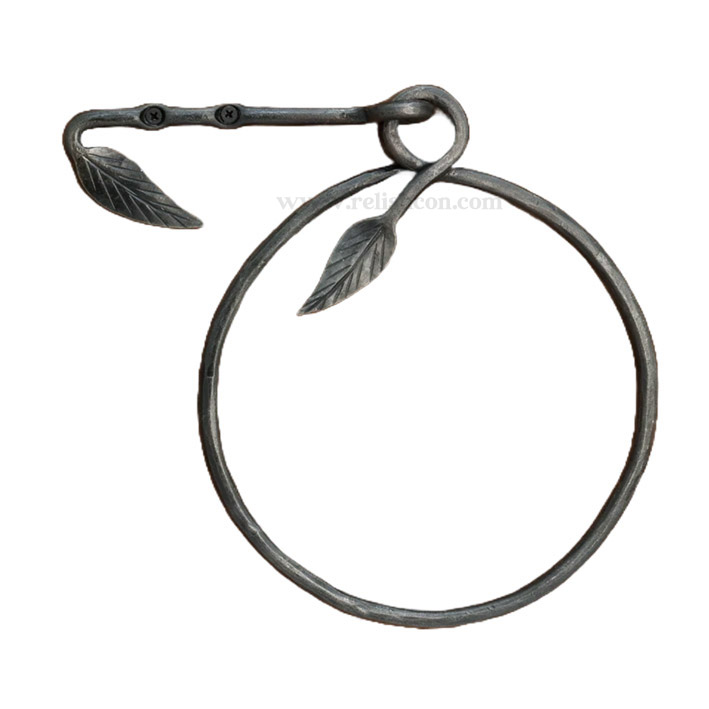 <span style="margin: 0px 0px 5px 0px; font-weight: 600;">R-3747</span><br />Forged Towel Ring