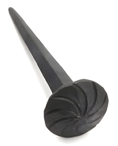 <span style="margin: 0px 0px 5px 0px; font-weight: 600;">R-3754</span><br />Hand Forged Nails