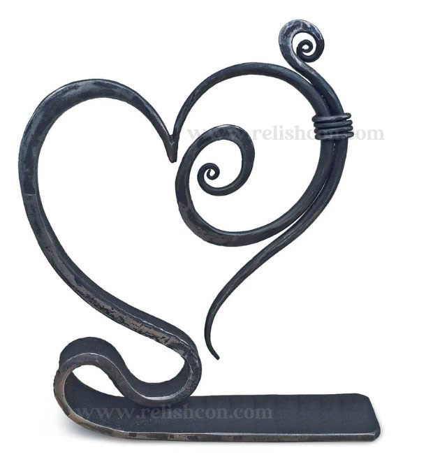 <span style="margin: 0px 0px 5px 0px; font-weight: 600;">R-3778</span><br />Forged Heart Decor