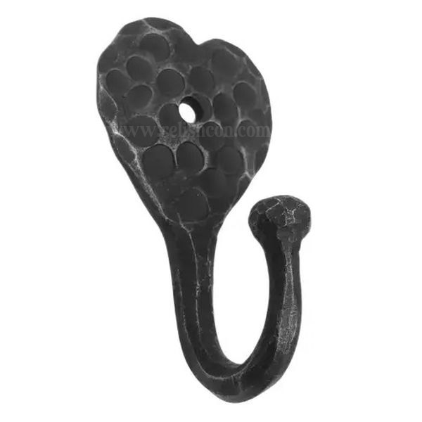 <span style="margin: 0px 0px 5px 0px; font-weight: 600;">R-3451</span><br />Hand Forged Hook