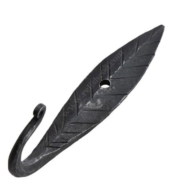 <span style="margin: 0px 0px 5px 0px; font-weight: 600;">R-3450</span><br />Hand Forged Hook